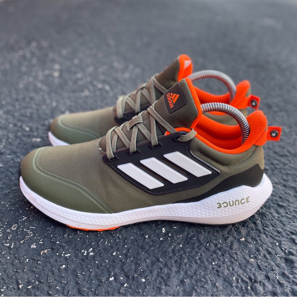 Adidas Eq21 run 2.0 size 6 Women’s like new